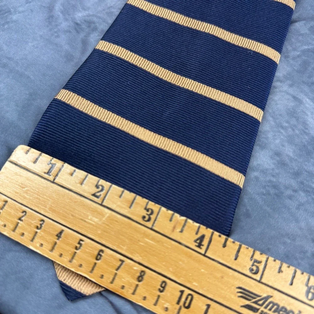 Grappa necktie navy